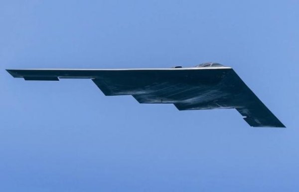 中金汇融 美媒解析美国打击伊朗面临的风险：B-2都有可能被击落